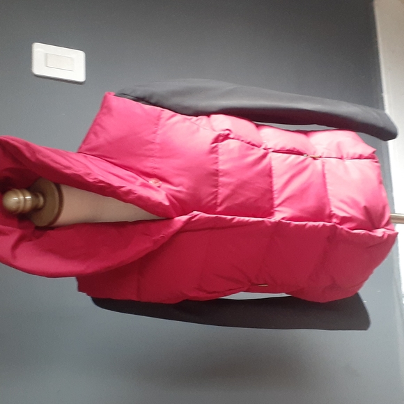 Lauren ralph Lauren burgundy women's puffer vest size large - Picture 9 of 15